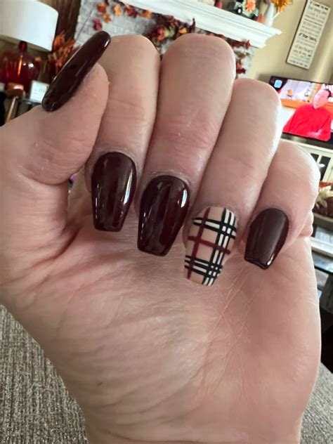 Burberry nails pinterest